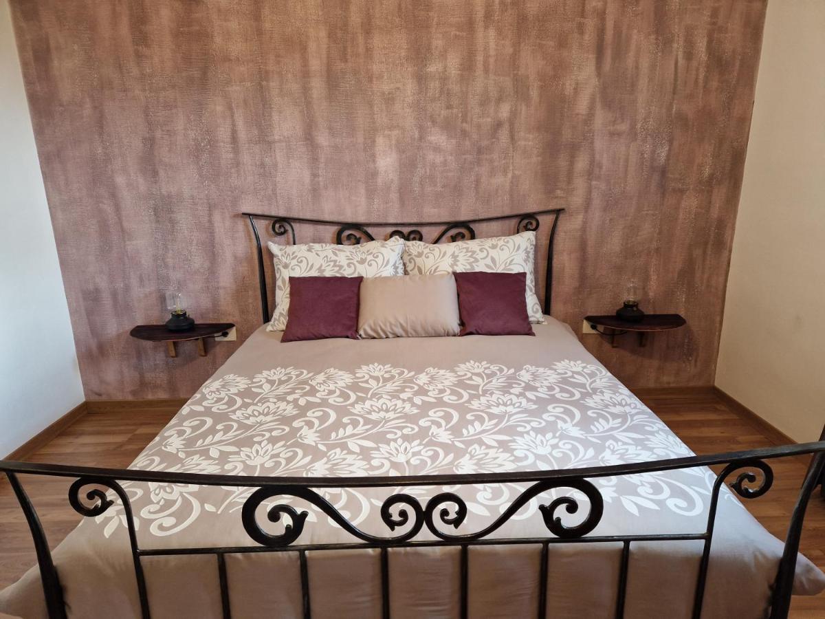 Wine & Apartment Vinales Копер Екстериор снимка
