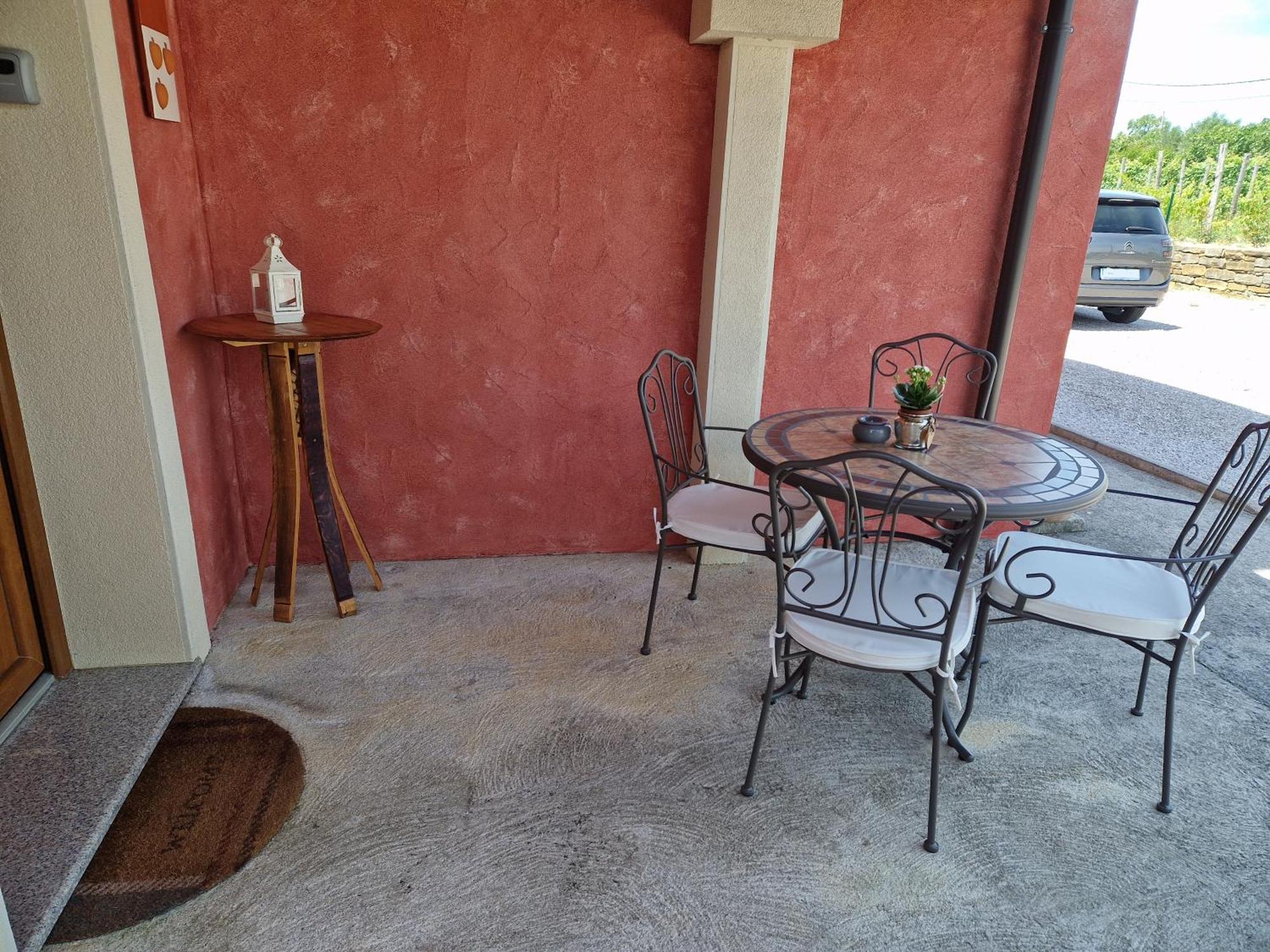 Wine & Apartment Vinales Копер Екстериор снимка